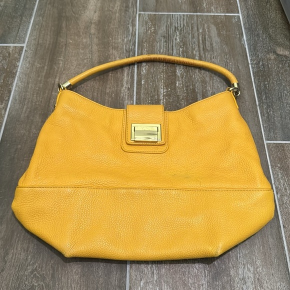 TALBOTS Soft Pebbled Leather Mustard Yellow Hobo Shoulder Bag Hook Loop Closure - Picture 2 of 14